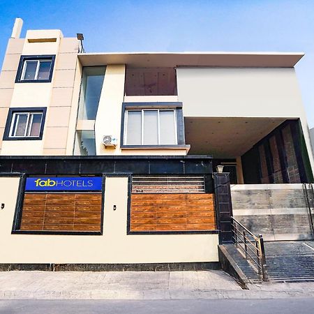 Fabhotel Villa De Benares Exterior photo