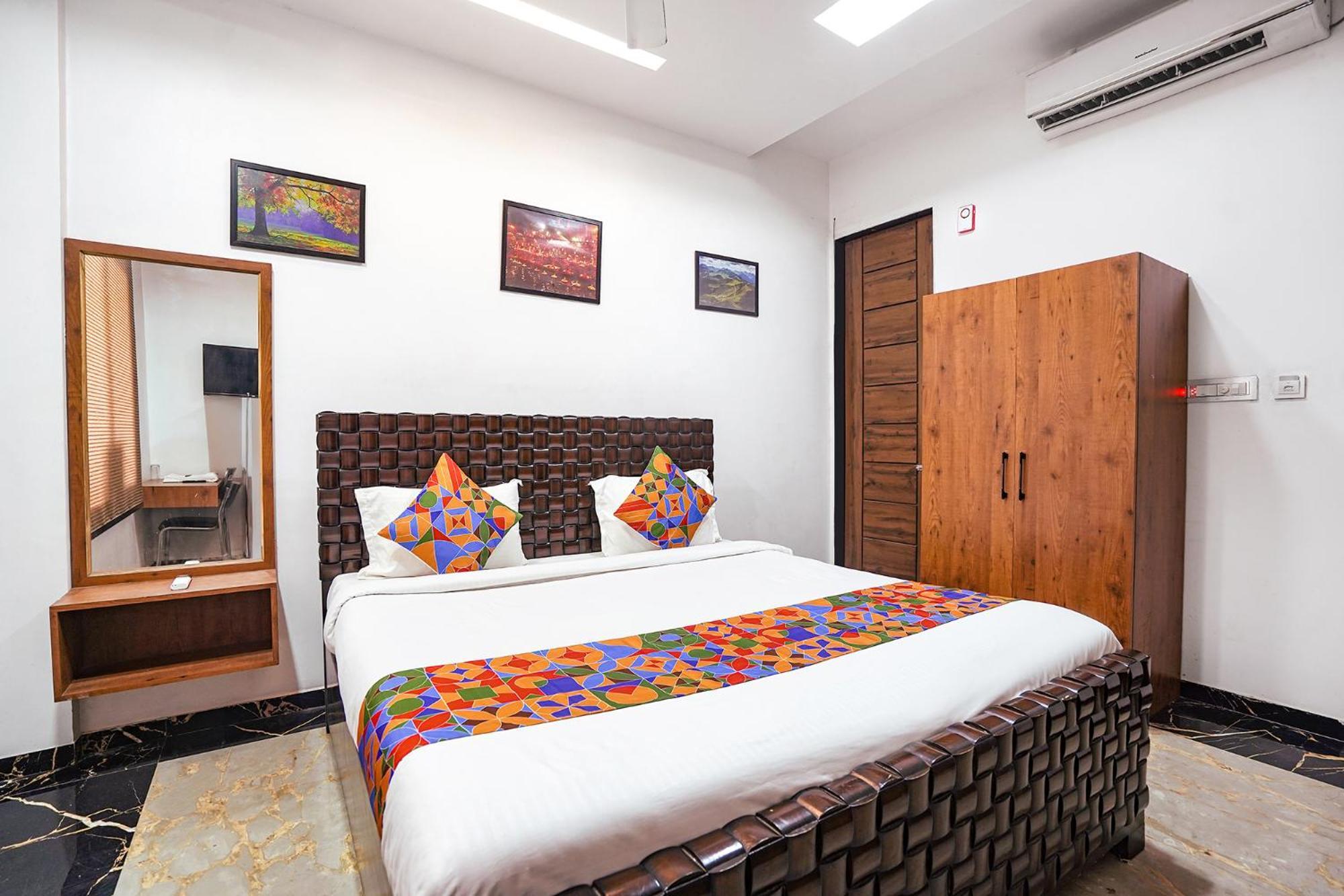 Fabhotel Villa De Benares Exterior photo